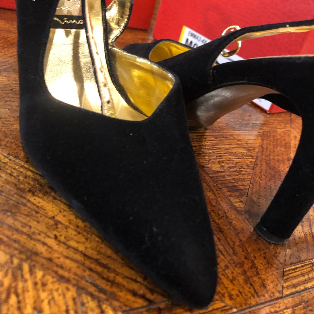 Nina black velvet heels pumps holiday 8 Halloween